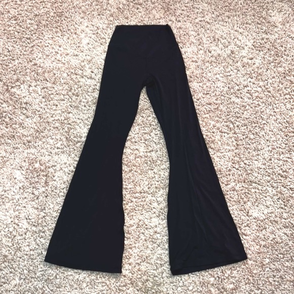 OFFLINE By Aerie Real Me High Waisted Crossover Flare Legging